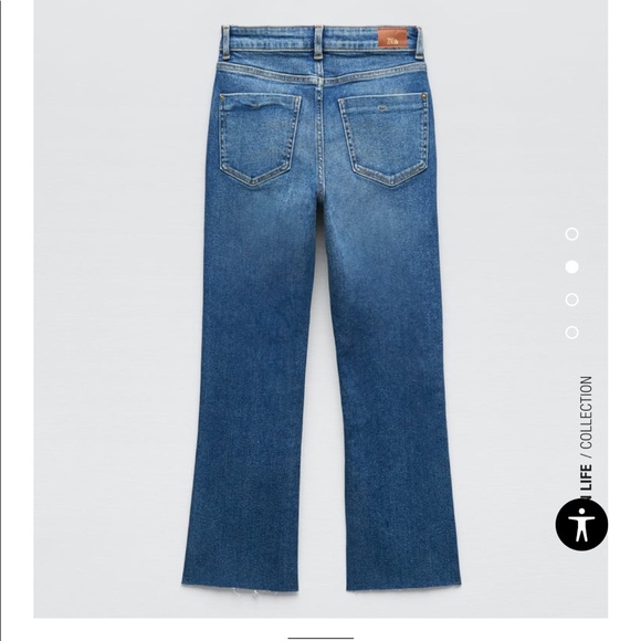 Zara ‘high rise mini flare jeans’ - Picture 2 of 2